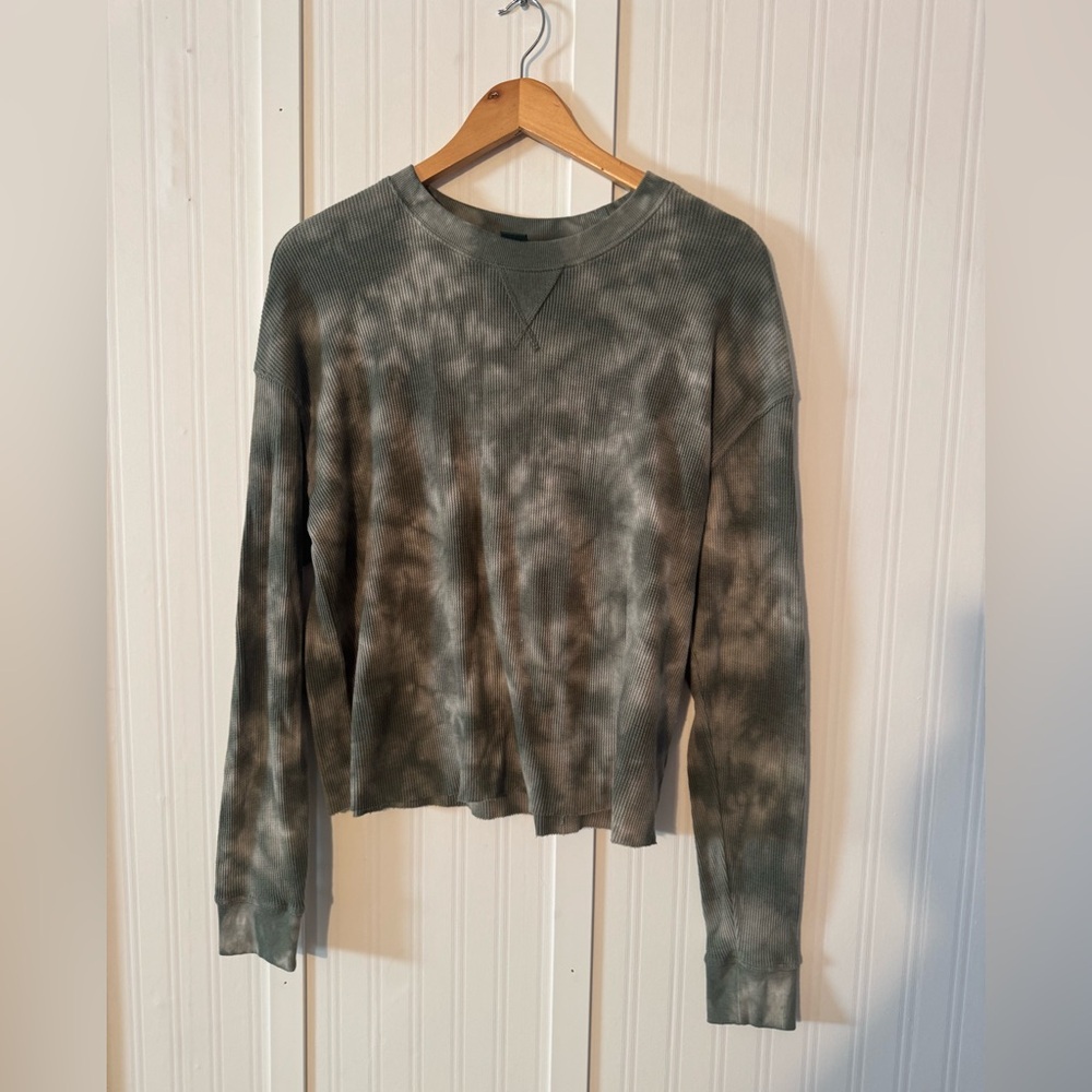 Wild Fable Tie-Dye Sweatshirt in Green  and Gray